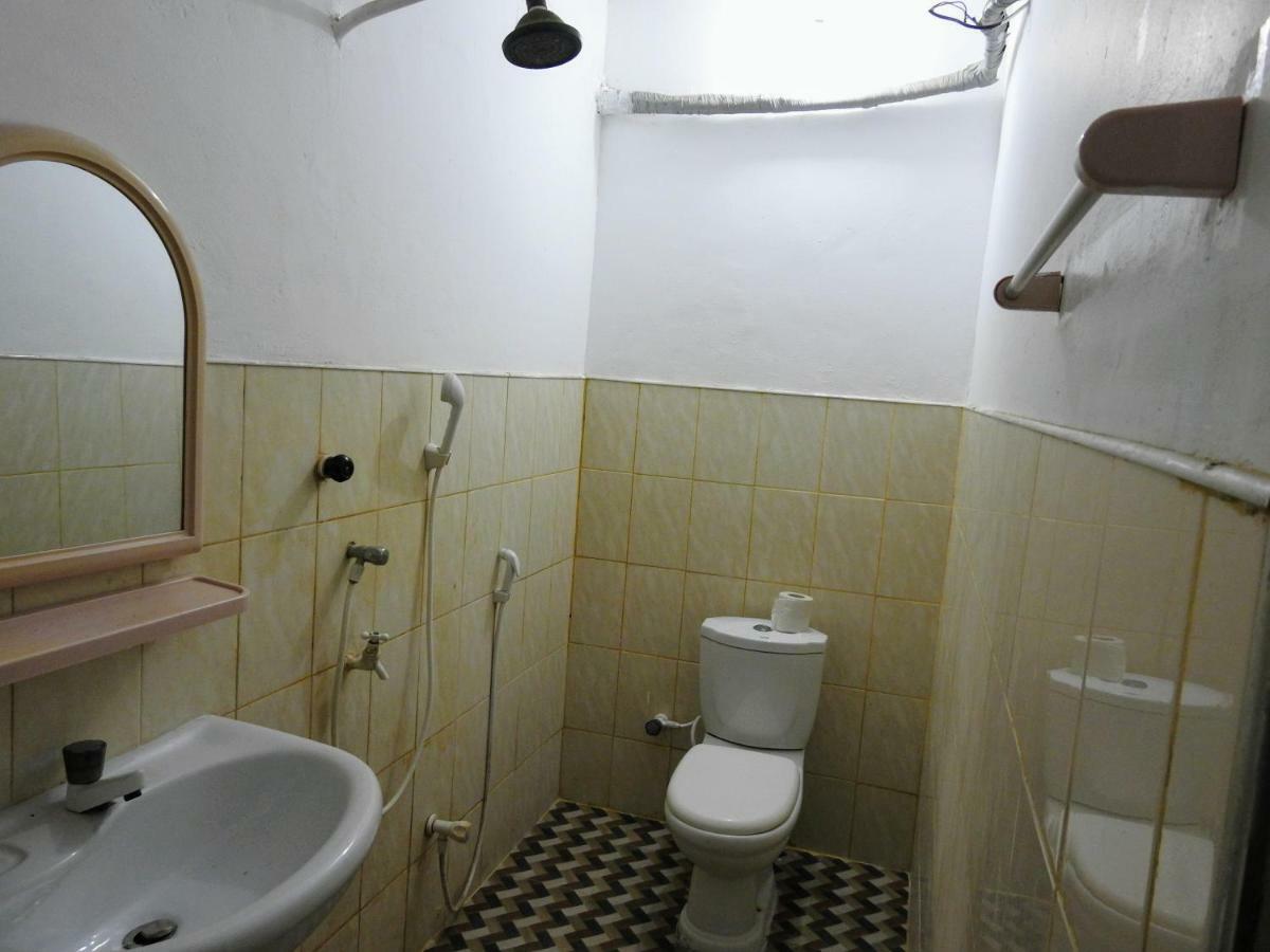 Cresent Bay Beach Hotel Vịnh Arugam Ngoại thất bức ảnh