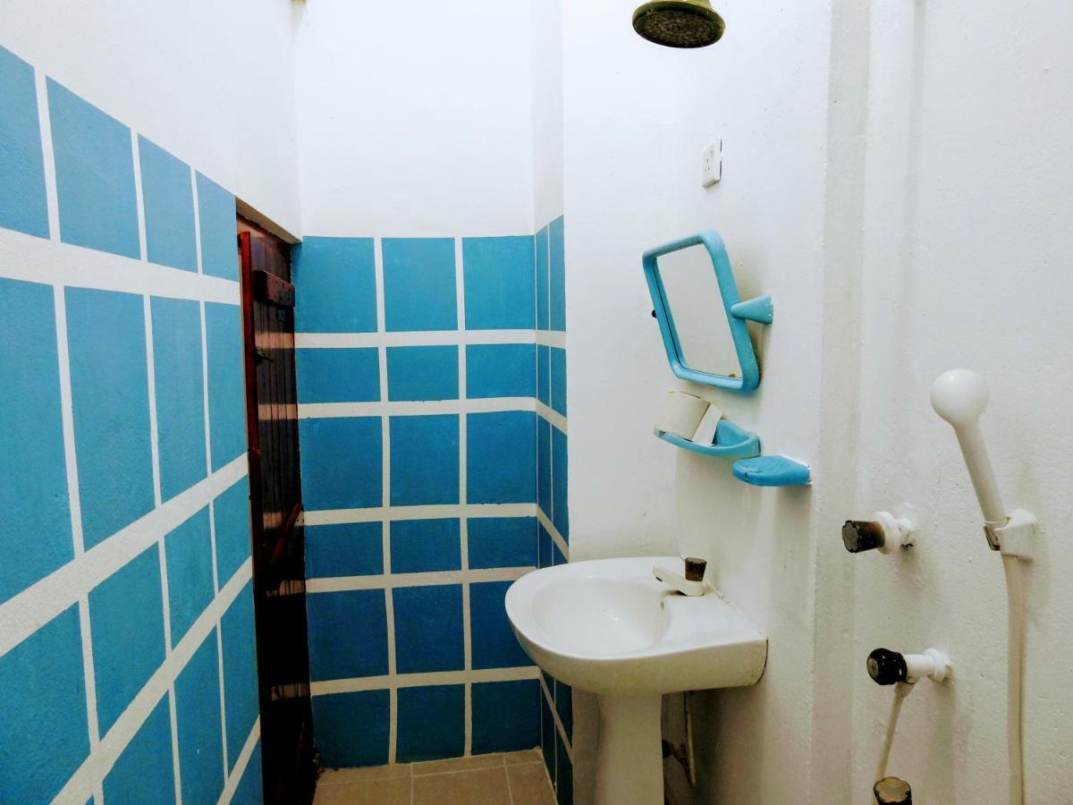 Cresent Bay Beach Hotel Vịnh Arugam Ngoại thất bức ảnh