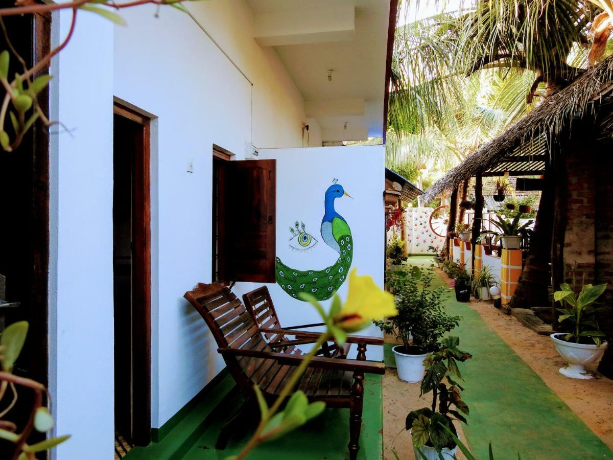 Cresent Bay Beach Hotel Vịnh Arugam Ngoại thất bức ảnh