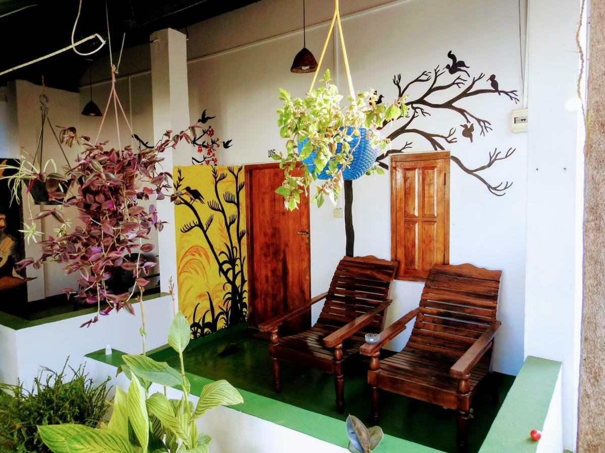 Cresent Bay Beach Hotel Vịnh Arugam Ngoại thất bức ảnh